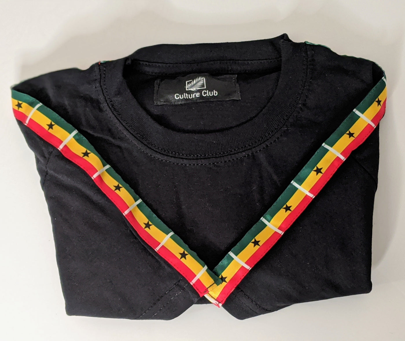 Black T-shirt with Ghana flag strip