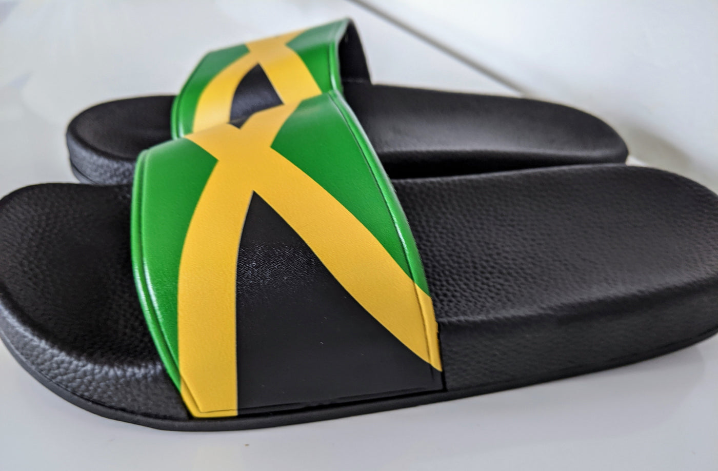 Jamaica Flag Sliders - Black Sole