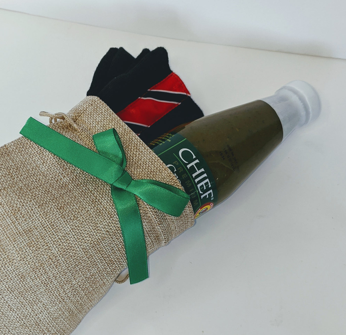 Caribbean Sauce & Socks Gift Set