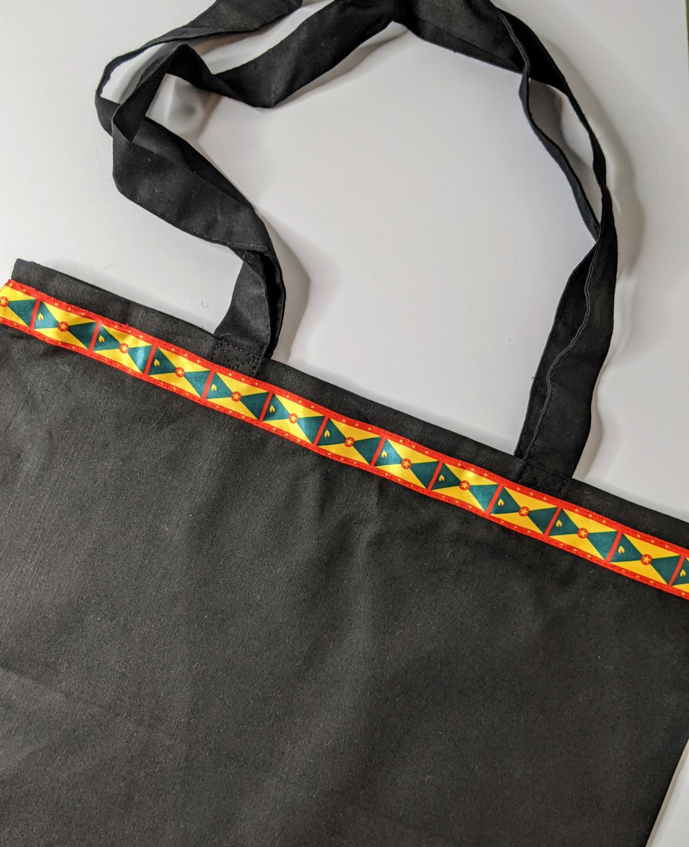 Black tote bag and purse with Grenada flag detail