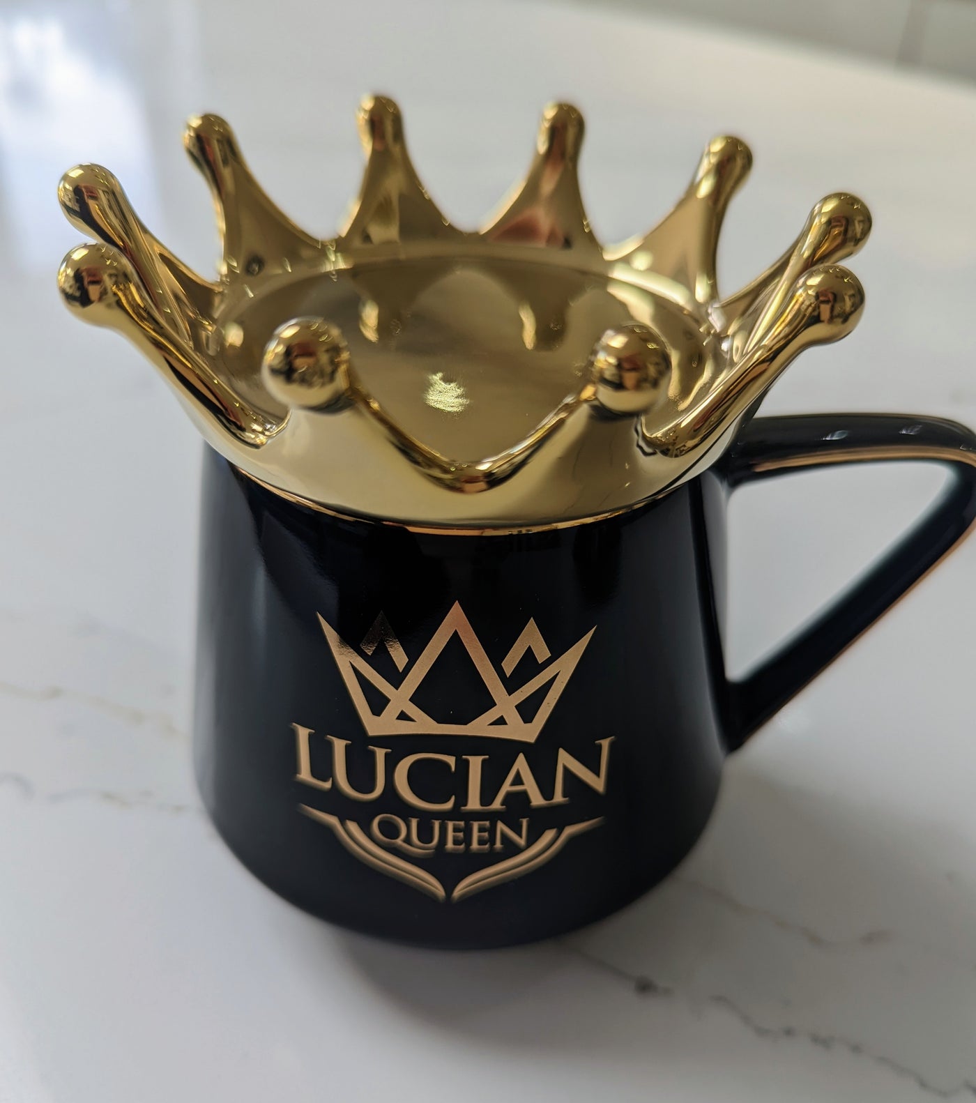 Gold Lucian Queen Mug